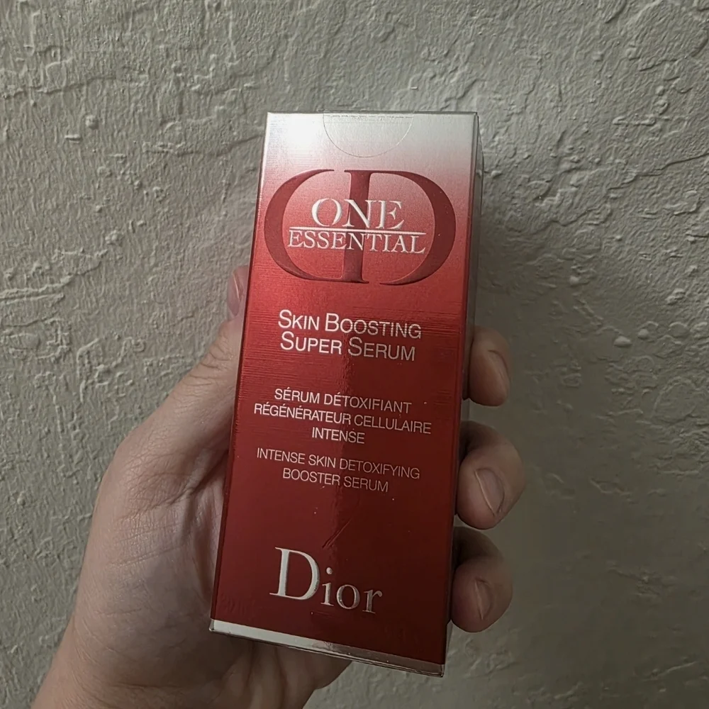 DIOR Beauty One Essential Skin Boosting Super Serum 1 oz NIB